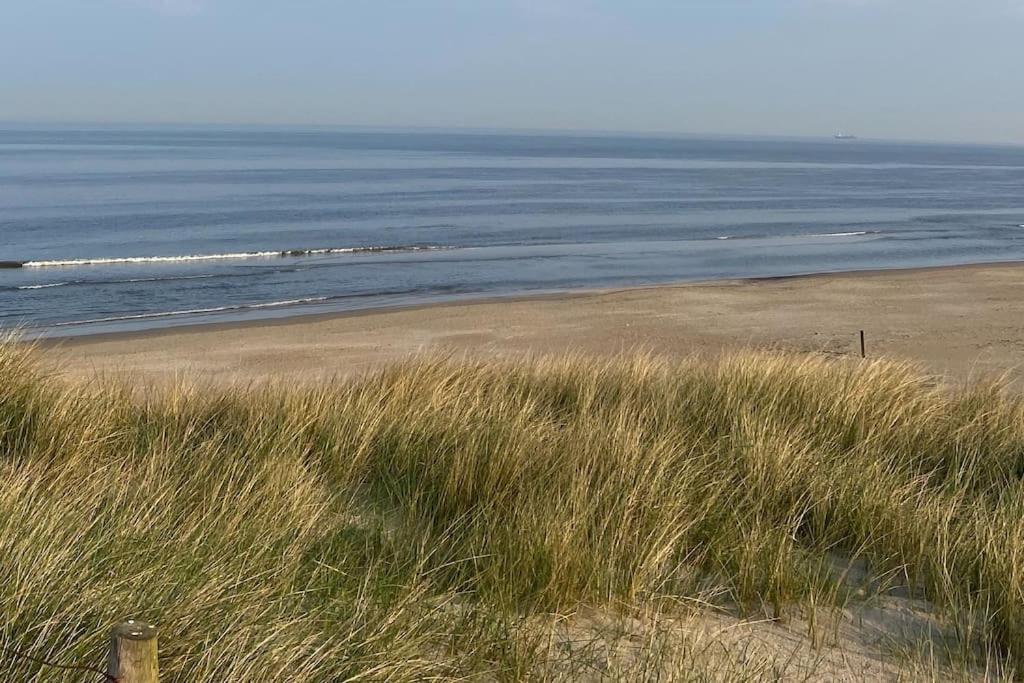 Strandhuisje Daan Dicht Bij Zee En Strand Callantsoog Esterno foto